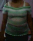 Blusinha em crochê verde e branca